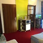 Bed & Breakfast Fenix 3*