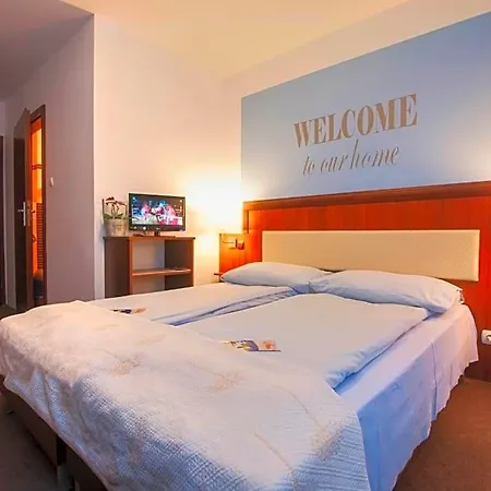 Bed and breakfast Fenix Ustronie Morskie