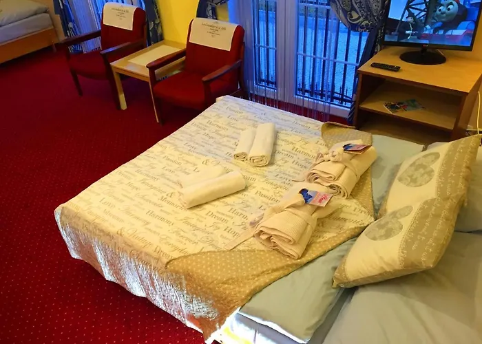 Fenix Bed and breakfast 4*